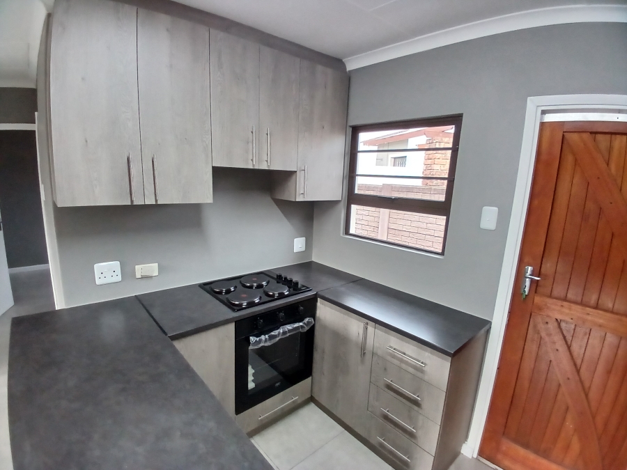 To Let 2 Bedroom Property for Rent in Lorraine Eastern Cape